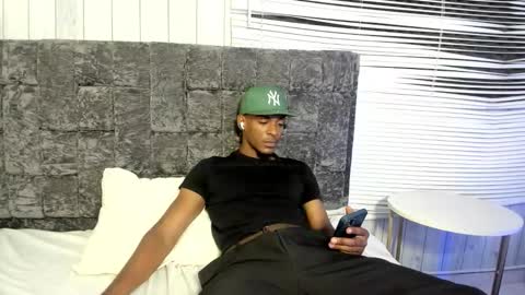 itanxfor online show from 03/28/26, 01:33