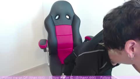 Snapshot of ithan_rose chatting on 09/09/25, 12:26 Ithan online show from 09/09/25, 12:26