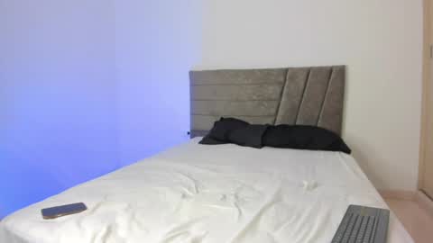 Ithan and Friends online show from 04/12/26, 12:59