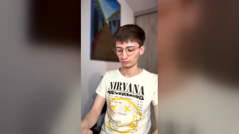 Snapshot of its_alex05 chatting on 03/18/26, 04:37 its_alex05 online show from 03/18/26, 04:37