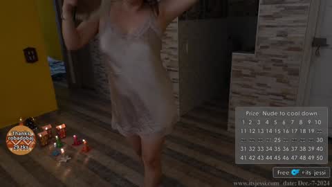 Jessi online show from 12/07/24, 07:43