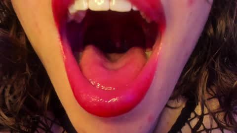 Maria online show from 01/09/25, 01:45