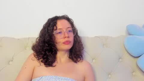 Maria online show from 03/12/25, 07:28