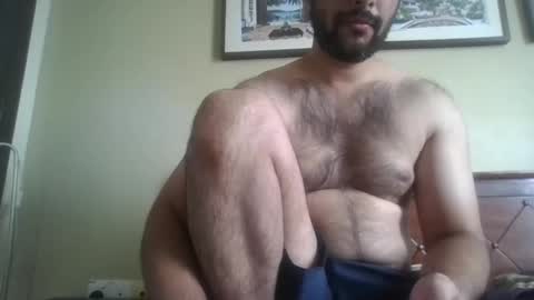 its_me_2323 online show from 12/04/25, 04:00