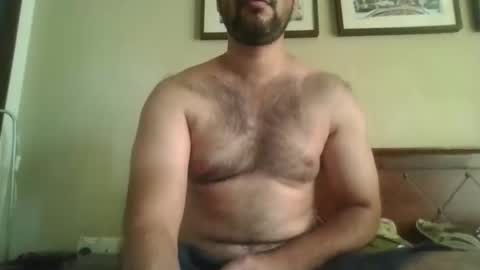 Snapshot of its_me_2323 chatting on 02/25/26, 02:54 its_me_2323 online show from 02/25/26, 02:54