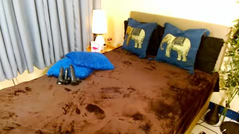 ask me online show from 02/06/25, 07:13