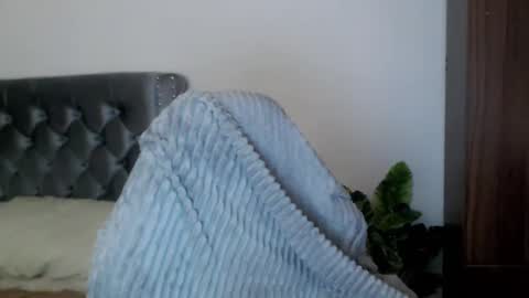 Cora online show from 03/08/25, 08:44