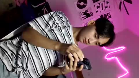 Snapshot of its_saya chatting on 06/15/26, 03:09 its_saya online show from 06/15/26, 03:09
