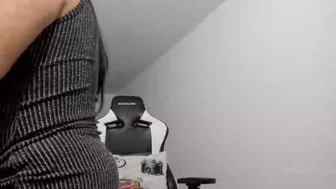 Snapshot of its_sol chatting on 01/08/26, 02:58 Sol online show from 01/08/26, 02:58