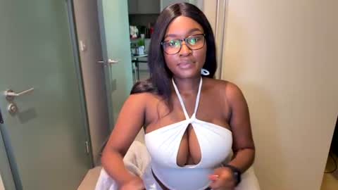 Snapshot of itsanna_b chatting on 07/03/26, 04:30 itsanna_b online show from 07/03/26, 04:30