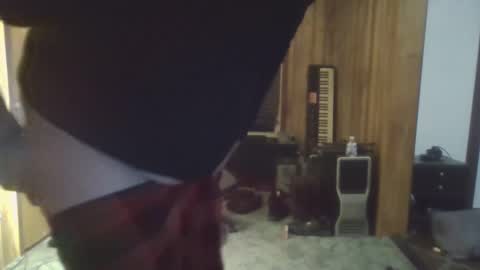 Snapshot of itsanun chatting on 12/30/24, 03:03 MotherMary online show from 12/30/24, 03:03