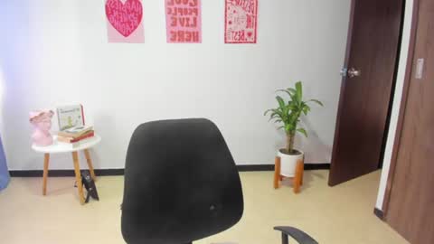 camill online show from 07/12/26, 07:38