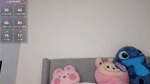 Queen Liya online show from 10/23/25, 02:11