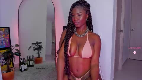 lau online show from 02/09/25, 08:44