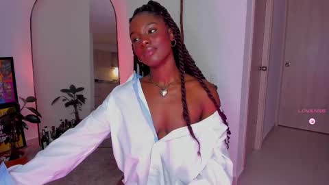 lau online show from 02/11/25, 08:05