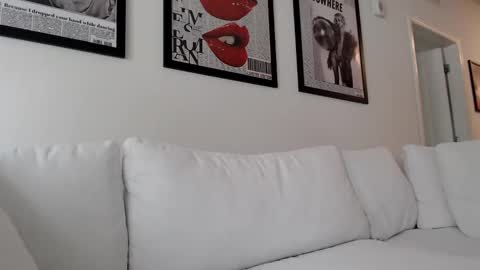 Snapshot of itsmealexisrae chatting on 09/17/25, 03:46 Alexis Rae online show from 09/17/25, 03:46