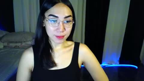 Snapshot of itsmehotqueen chatting on 05/18/26, 02:29 itsmehotqueen online show from 05/18/26, 02:29