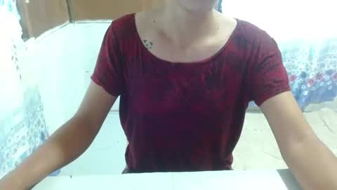 Snapshot of itsmelily05 chatting on 03/03/26, 01:34 itsmelily05 online show from 03/03/26, 01:34