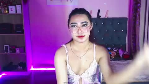 Snapshot of itsmesianaa29 chatting on 12/05/24, 05:37 Siana online show from 12/05/24, 05:37