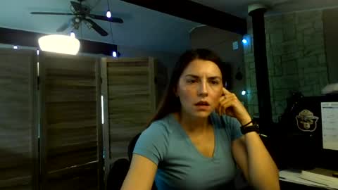 ItsMeSophie X online show from 06/25/26, 04:33