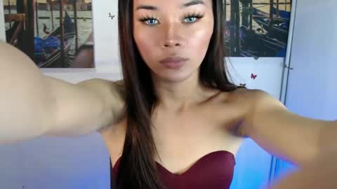 Snapshot of itsmetweety chatting on 12/26/24, 07:24 Vena online show from 12/26/24, 07:24