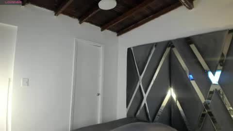 Moon online show from 06/09/26, 07:03