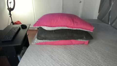 Moon online show from 07/03/26, 07:09