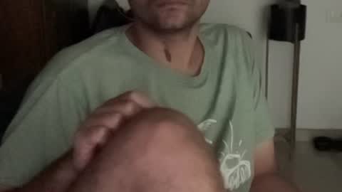 Snapshot of itsmylife021 chatting on 10/12/25, 02:49 Raje online show from 10/12/25, 02:49