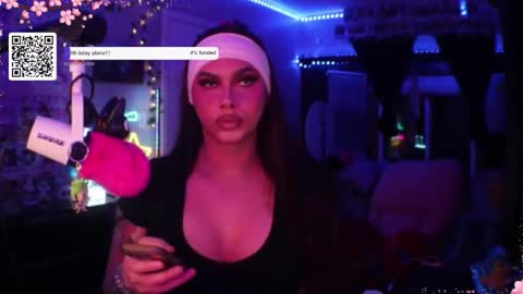 Nicki Foxx online show from 11/06/25, 01:39