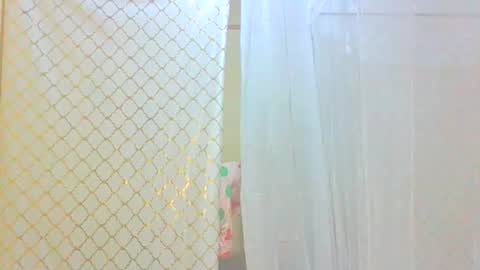 Snapshot of itsqueen_blacq chatting on 09/09/25, 10:48 Queen blacq online show from 09/09/25, 10:48