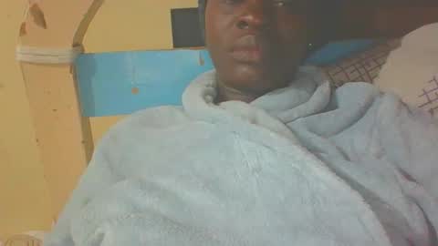 Snapshot of itsqueen_blacq chatting on 10/03/25, 09:06 Queen blacq online show from 10/03/25, 09:06