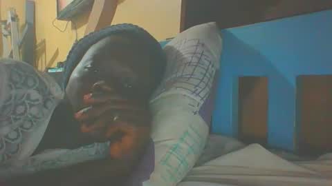 Snapshot of itsqueen_blacq chatting on 10/07/25, 05:43 Queen blacq online show from 10/07/25, 05:43
