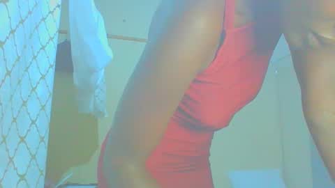 Snapshot of itsqueen_blacq chatting on 10/19/25, 02:29 Queen blacq online show from 10/19/25, 02:29
