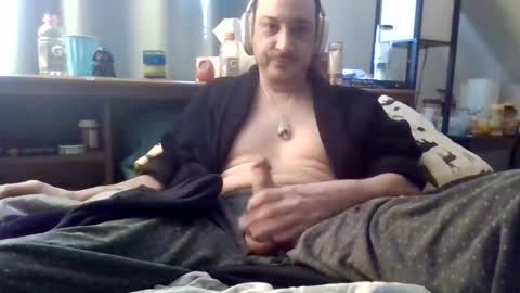 Snapshot of itsshady chatting on 02/16/26, 09:00 Shady2no1 online show from 02/16/26, 09:00