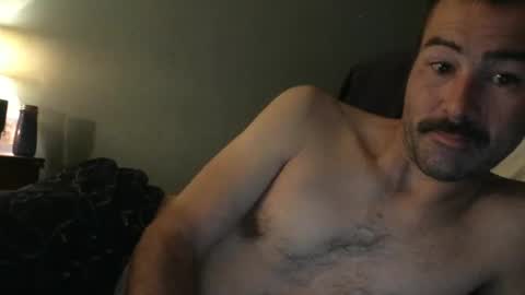 Snapshot of itsthick13 chatting on 10/07/25, 03:14 itsthick13 online show from 10/07/25, 03:14