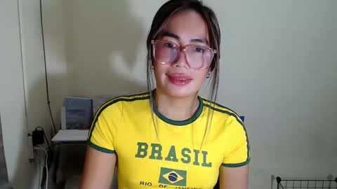 Snapshot of itsurgil_kloeh chatting on 12/19/25, 07:10 itsurgil_kloeh online show from 12/19/25, 07:10