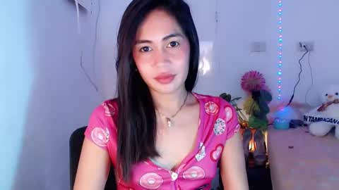 itsurgil_kloeh online show from 06/09/26, 12:11