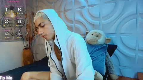 itszairen online show from 04/23/26, 04:46