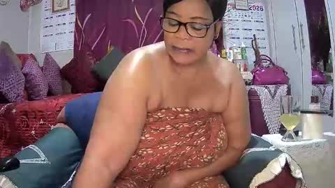 itumeleng74 online show from 03/31/26, 07:58