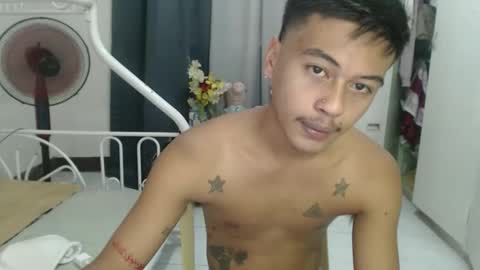 Snapshot of itzme_jhonfred chatting on 05/05/26, 07:38 Jhonfred online show from 05/05/26, 07:38