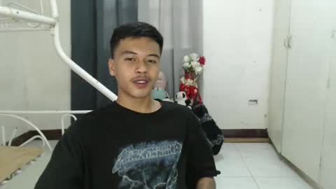 Snapshot of itzme_jhonfred chatting on 05/09/26, 06:40 Jhonfred online show from 05/09/26, 06:40
