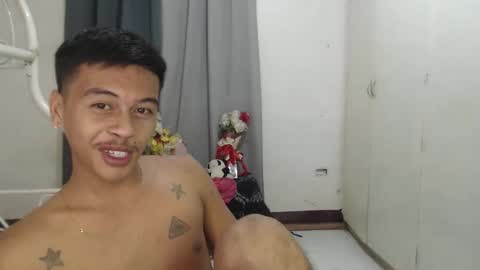 Snapshot of itzme_jhonfred chatting on 05/12/26, 03:31 Jhonfred online show from 05/12/26, 03:31