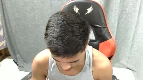 Snapshot of itzme_jhonfred chatting on 05/19/26, 07:42 Jhonfred online show from 05/19/26, 07:42