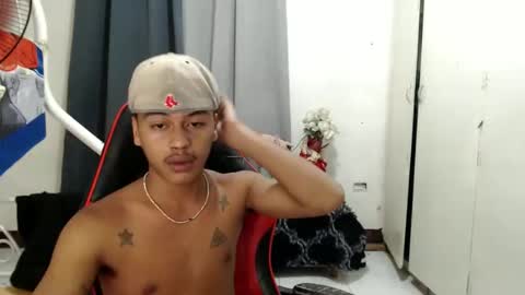 Snapshot of itzme_jhonfred chatting on 06/11/26, 11:19 Jhonfred online show from 06/11/26, 11:19