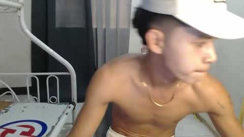 Snapshot of itzme_john chatting on 03/03/26, 03:01 itzme_john online show from 03/03/26, 03:01