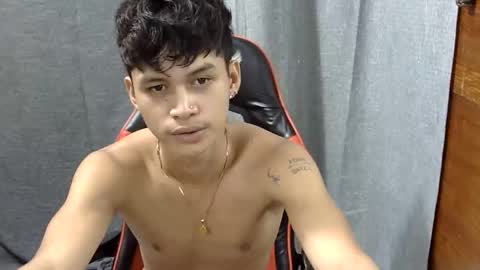 itzme_john online show from 04/11/26, 06:01