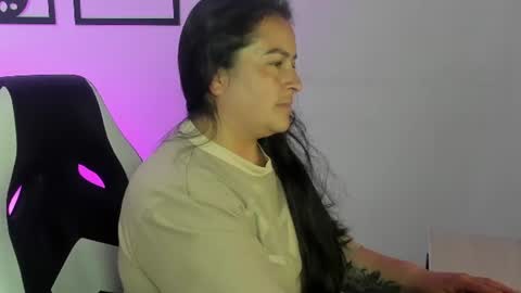 Snapshot of ivana_kyle chatting on 06/30/26, 04:46 ivana online show from 06/30/26, 04:46