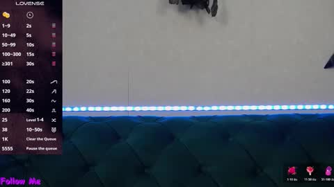 Snapshot of ivanacharm chatting on 10/19/25, 03:18 ivanacharm online show from 10/19/25, 03:18