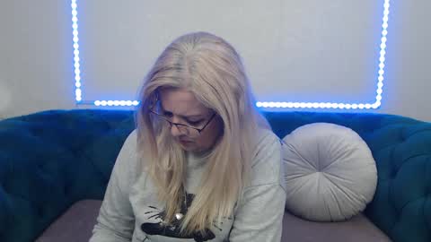 Snapshot of ivanacharm chatting on 04/29/26, 03:21 ivanacharm online show from 04/29/26, 03:21