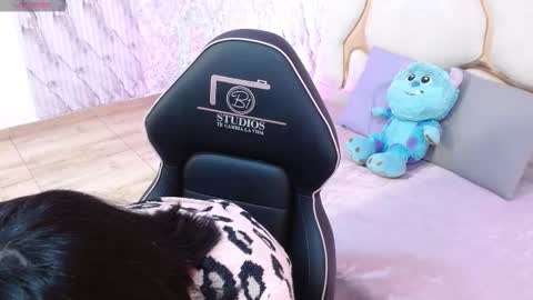 Snapshot of ivanna_tay1 chatting on 03/12/26, 03:23 ivanna_tay1 online show from 03/12/26, 03:23